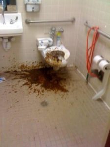 Photo de Le caca spray