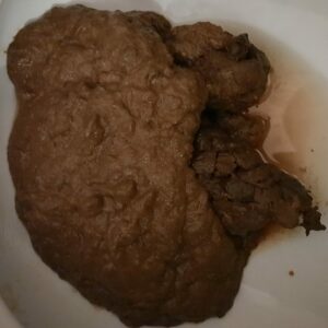 Photo de Eating milk mixed with fish